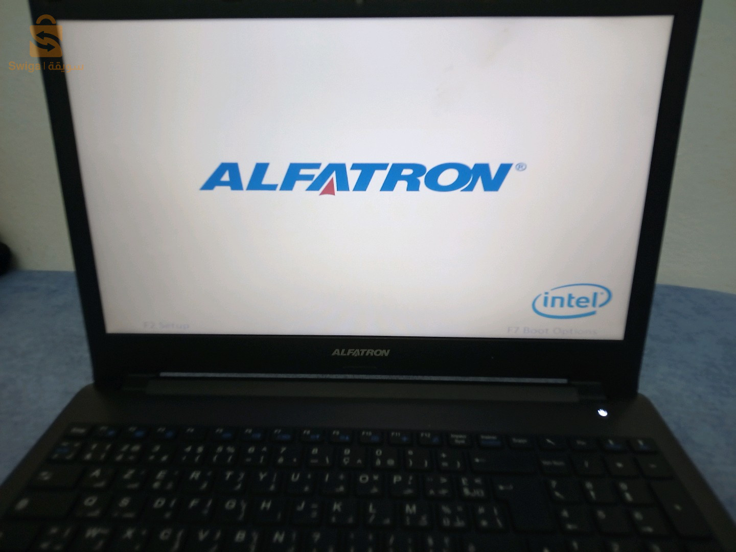 Pc portable alfatron i5 4 ram stockage 256 gb modale 2023 bzaf chbab bih chargeur original