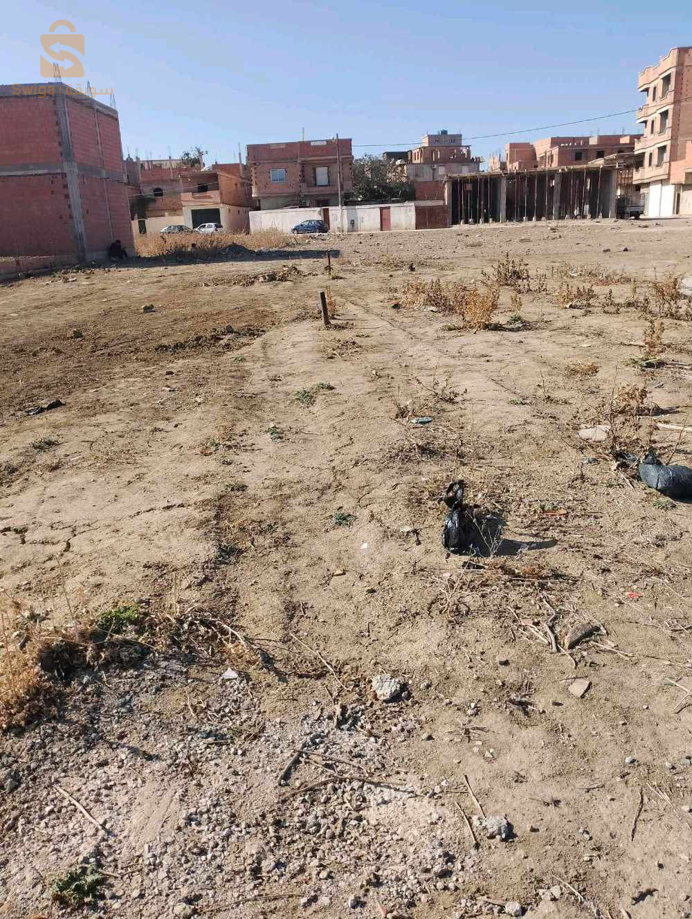 أرض للبيع صالحة للسكن