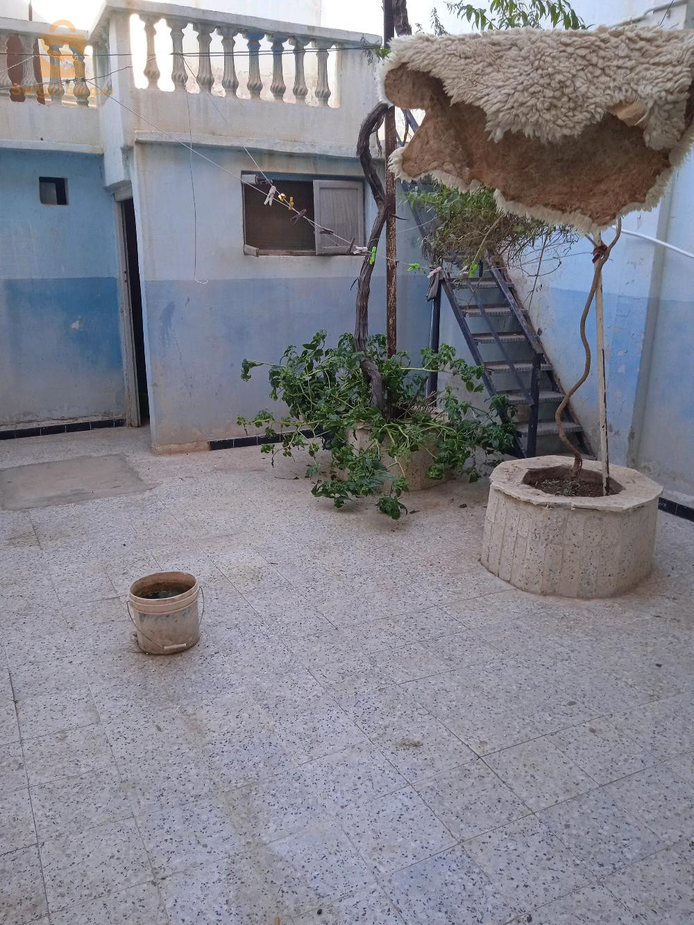 مسكن من كالفين و سطح جاهز