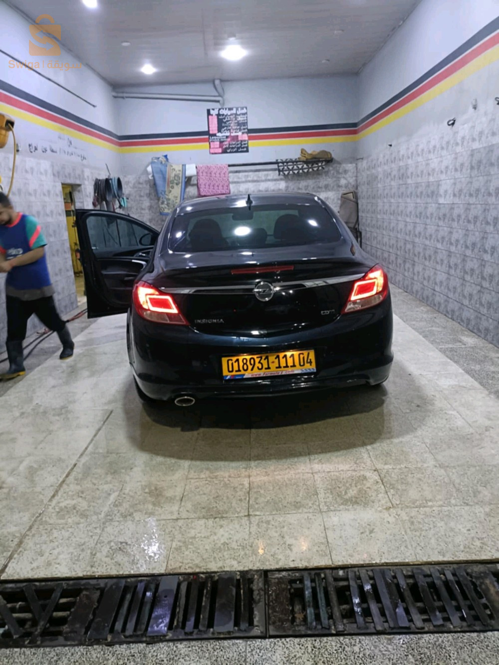 اوبل Insignia 2011 4 ام البواقي