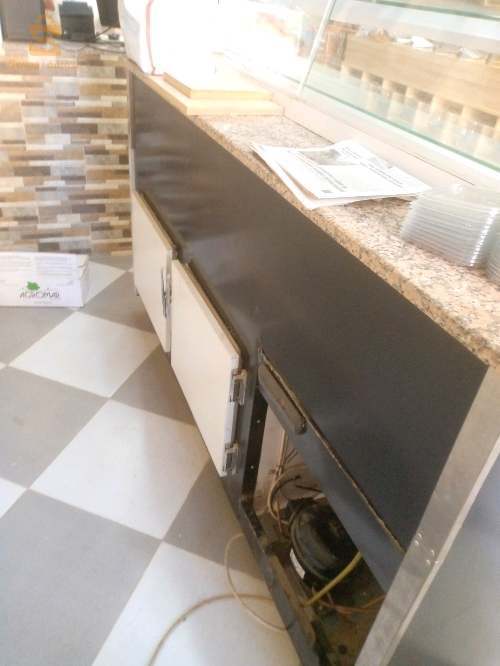 frigo présentoir
