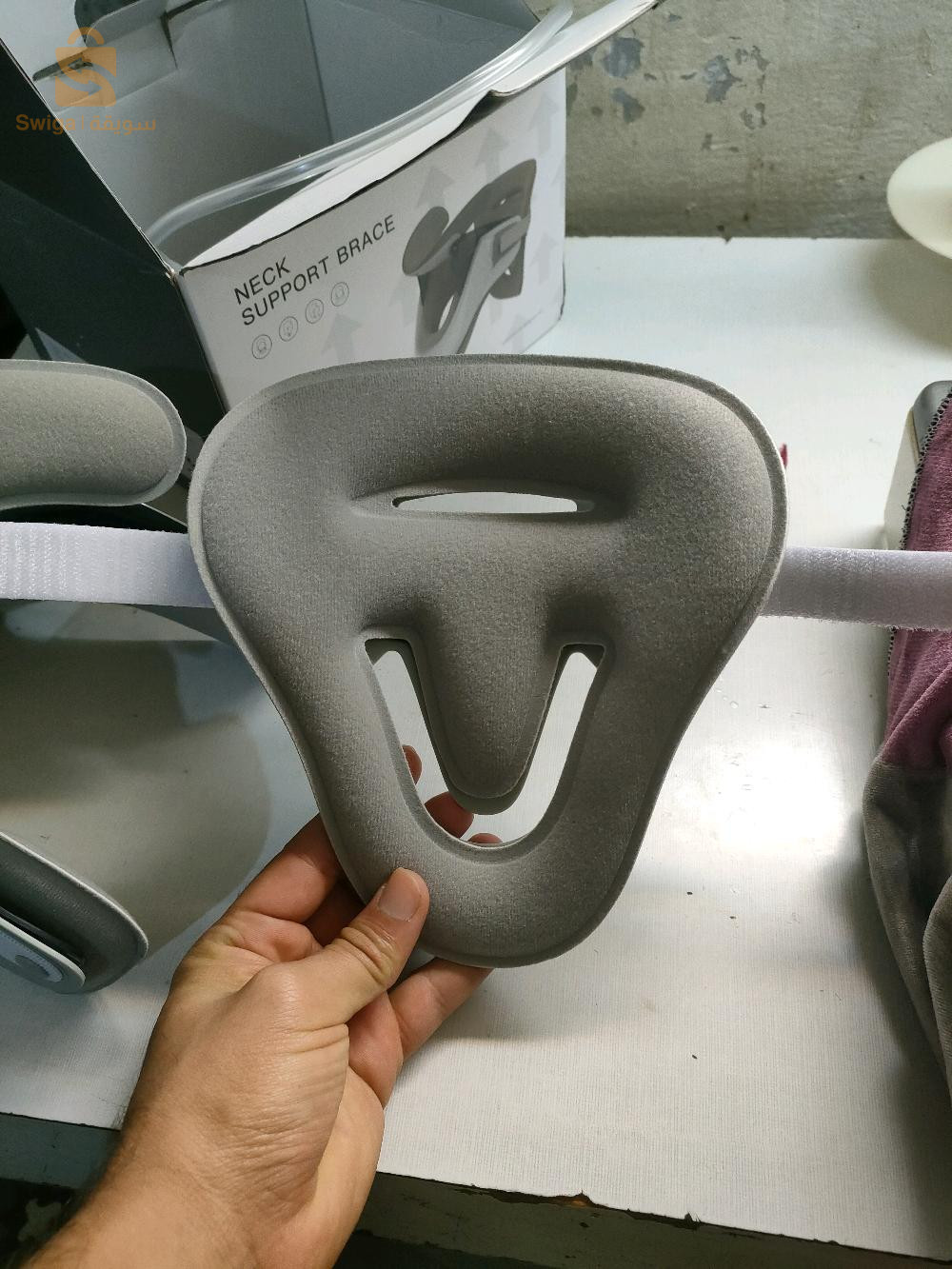 حامل الرقبة  colier cervical