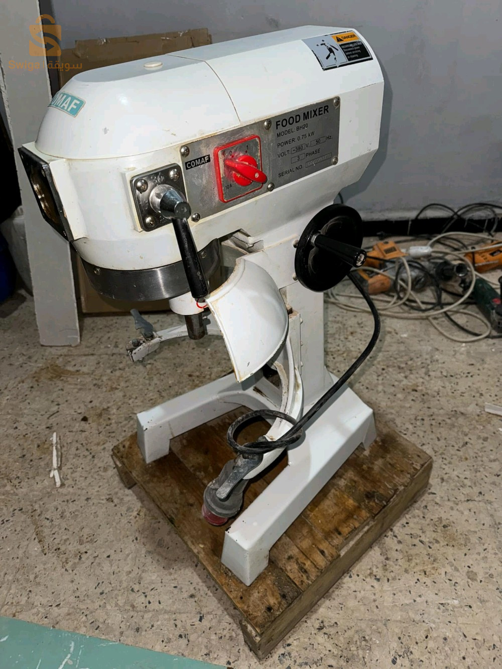 batteur bon état a vend 380 v