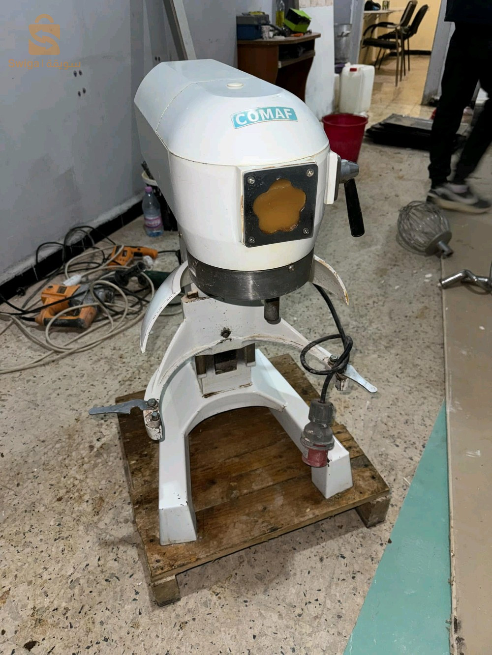 batteur bon état a vend 380 v