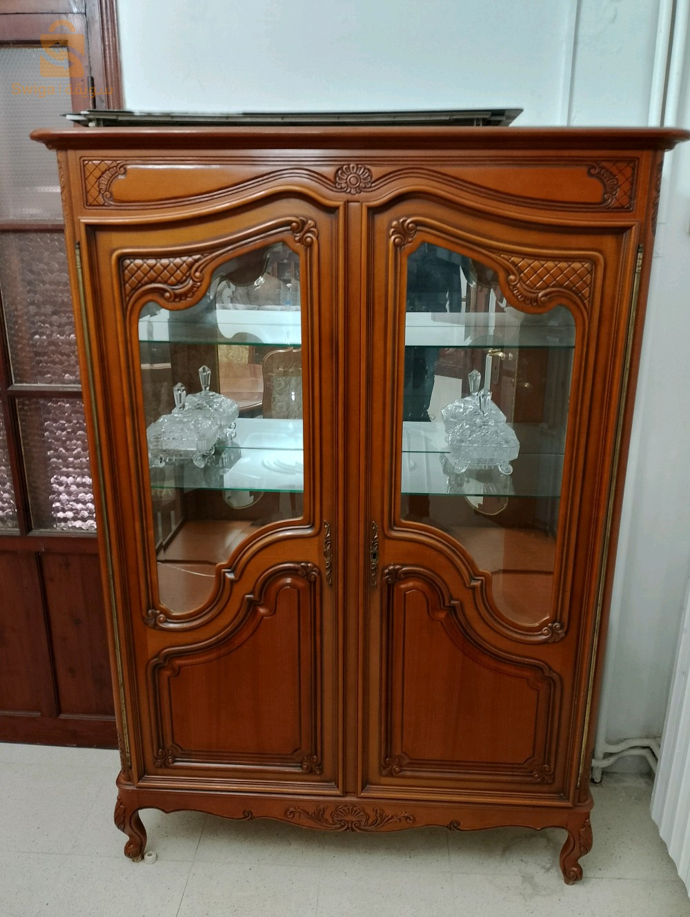 اثاث منزلي للبيع في حاله جيده رقم الهاتف 0540376601