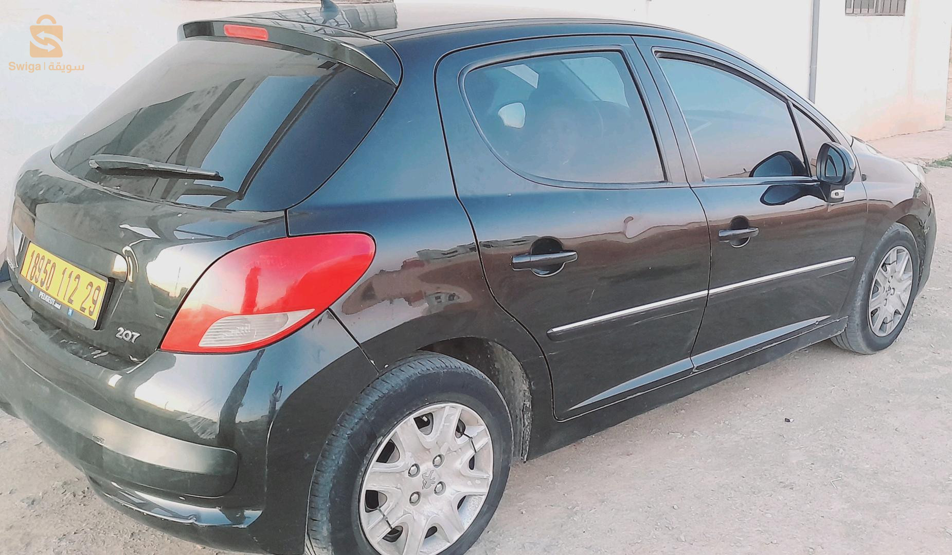 Peugeot 207 2012 29 MASCARA