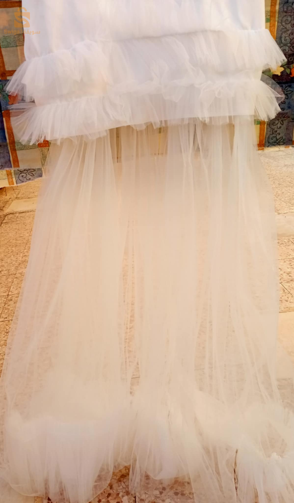 robe d'entrée blanche moderne