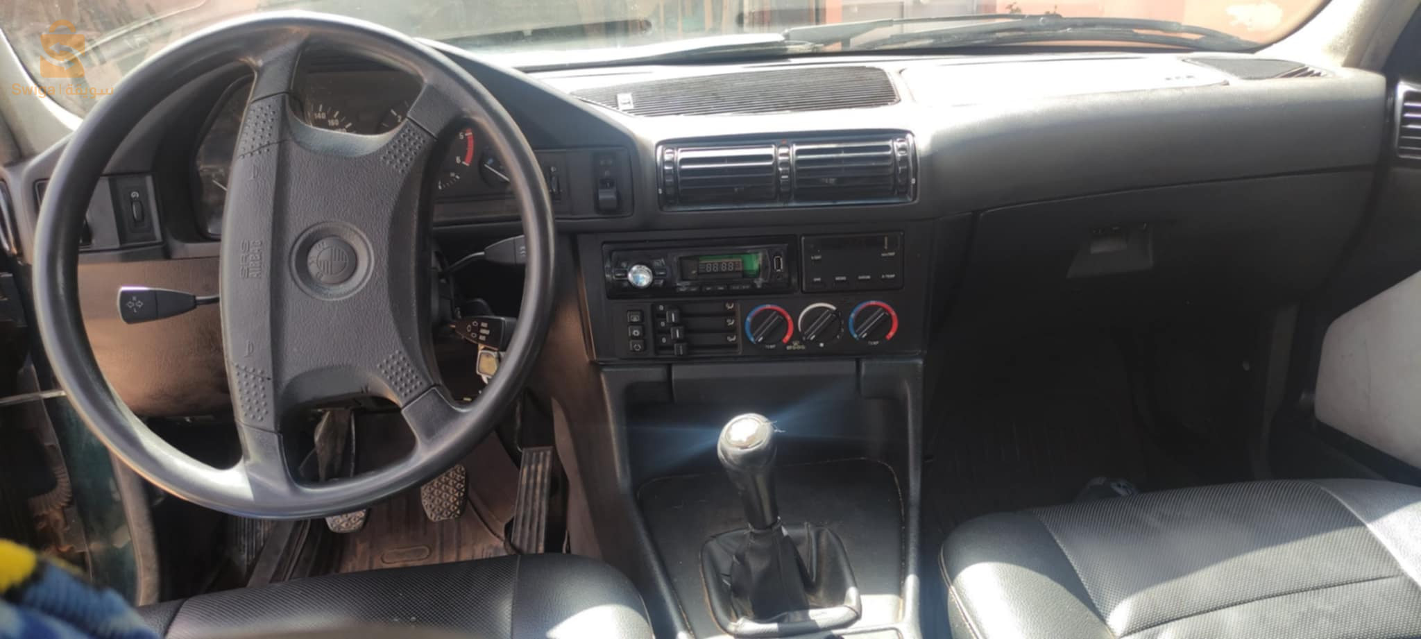 بي ام دبليو Series 3 1995 32 البيض