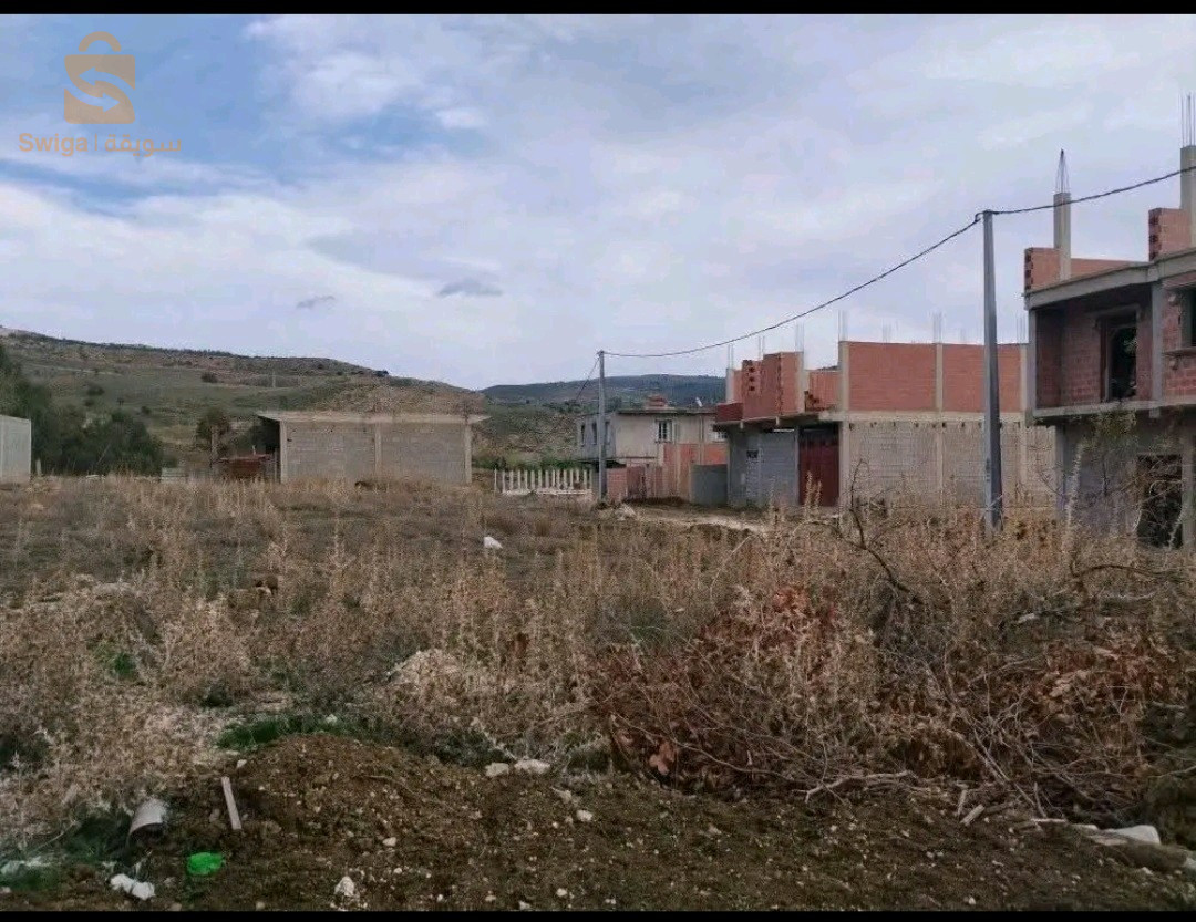 قطعة أرض صالحة للبناء
