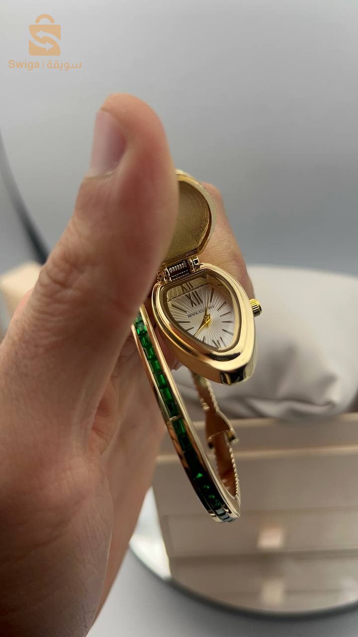 montre snake 🐍 bvlgari très jolie et tendance