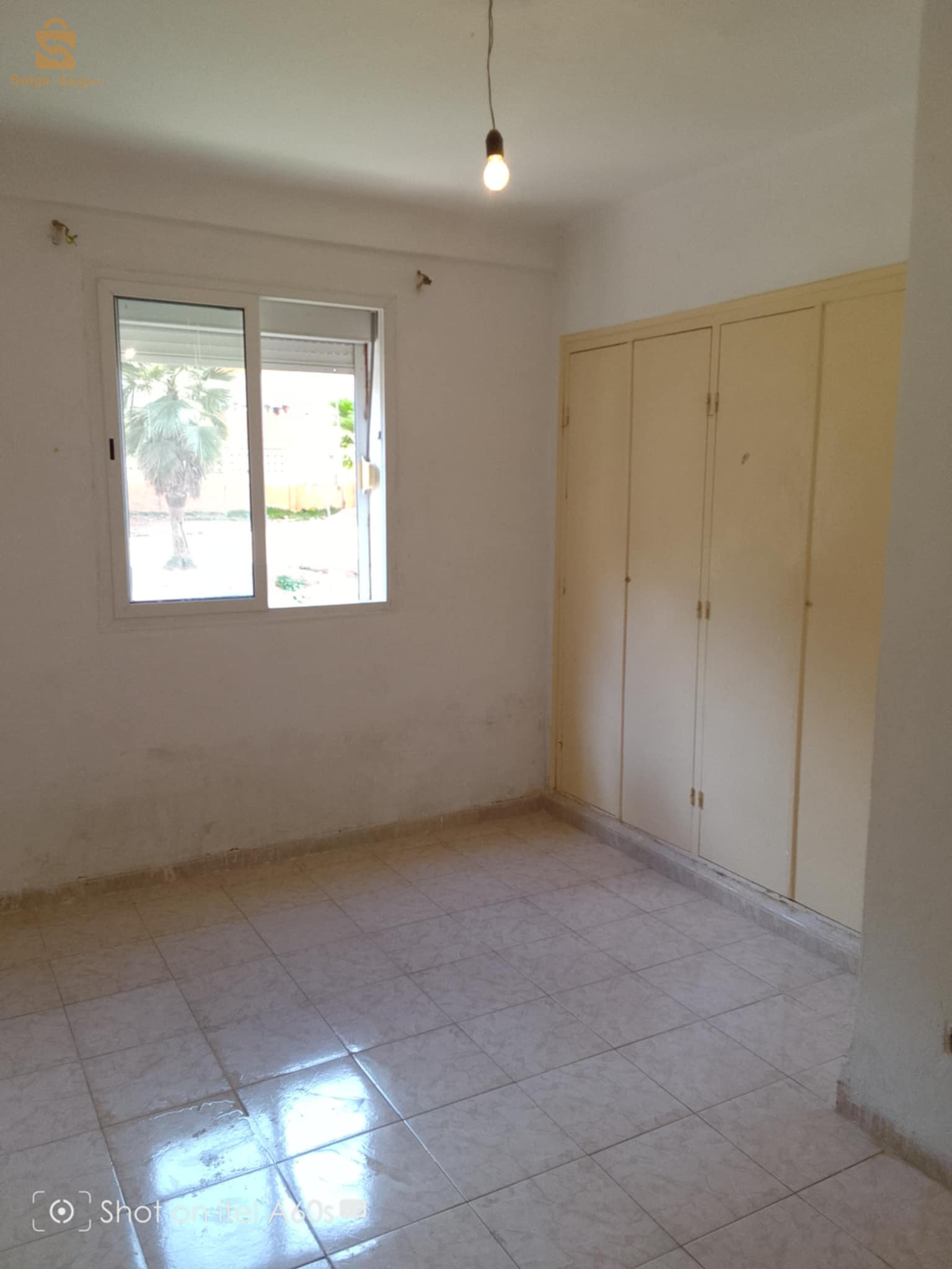 متوفر شقة صوصيال الطابق الاول للبيع بحي سي مصطفى ولاية بومرداس. 320مليون... ٠0662832173