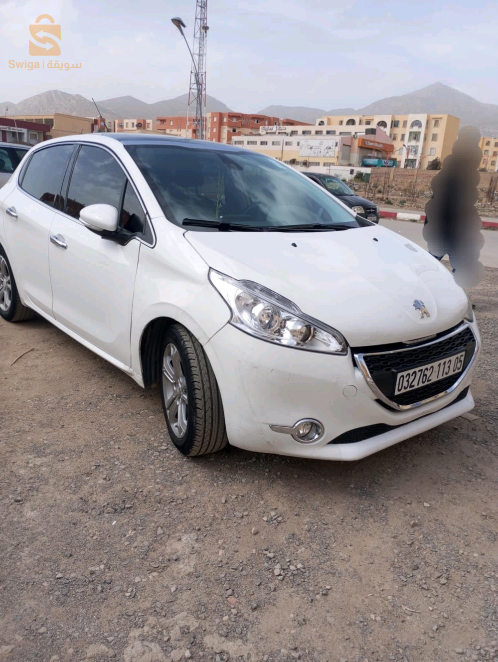 بيجو 208 2013 5 باتنة