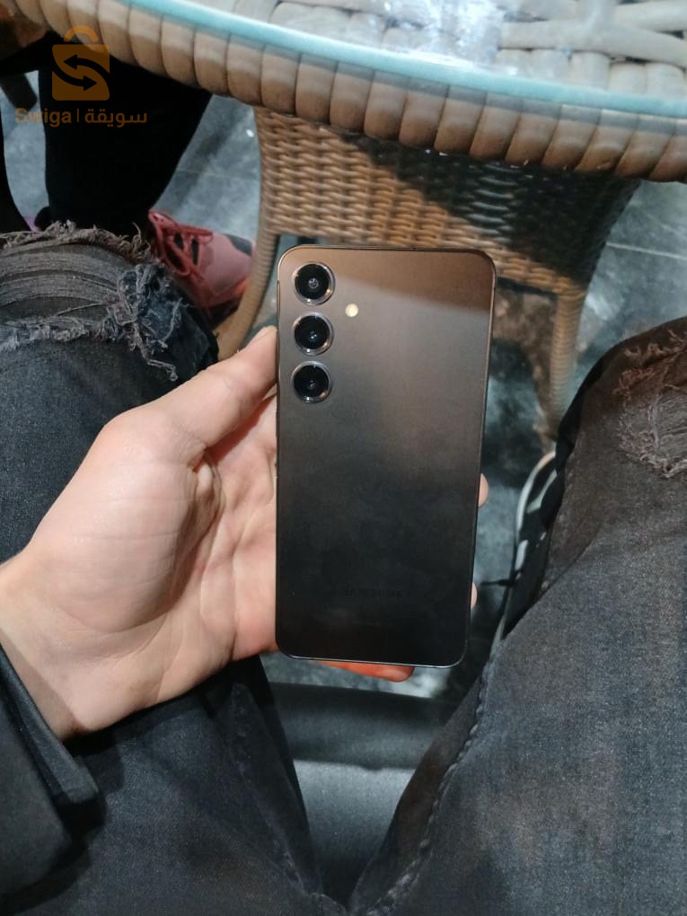 S24 plus
8 gen 3
12/512
1sim