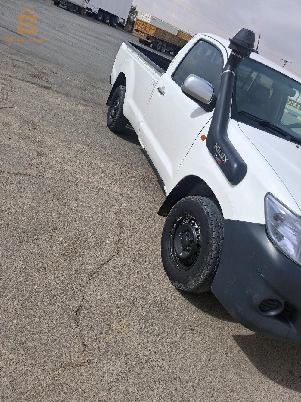 تويوتا Hilux 2015 1  ادرار