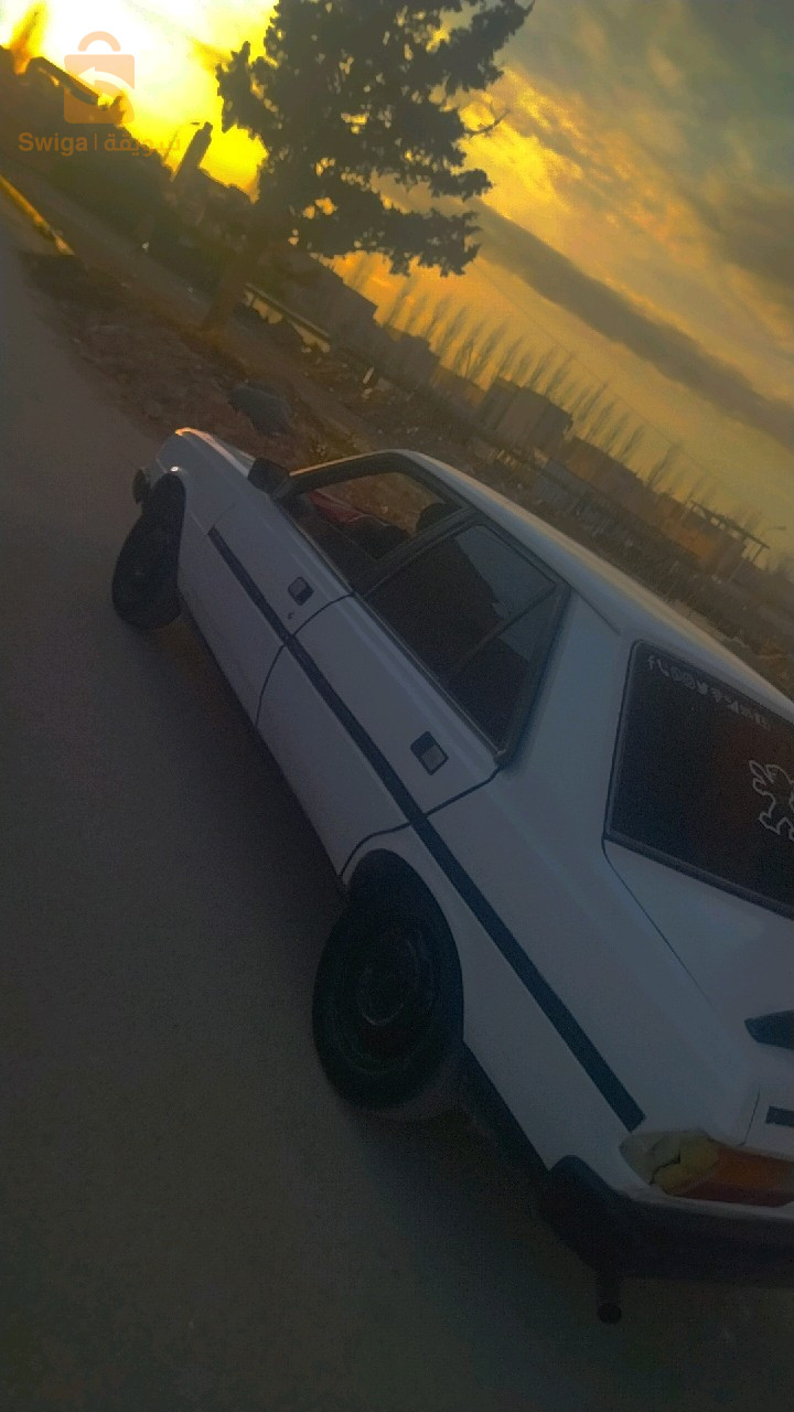 بيجو 305 1982 17 الجلفة