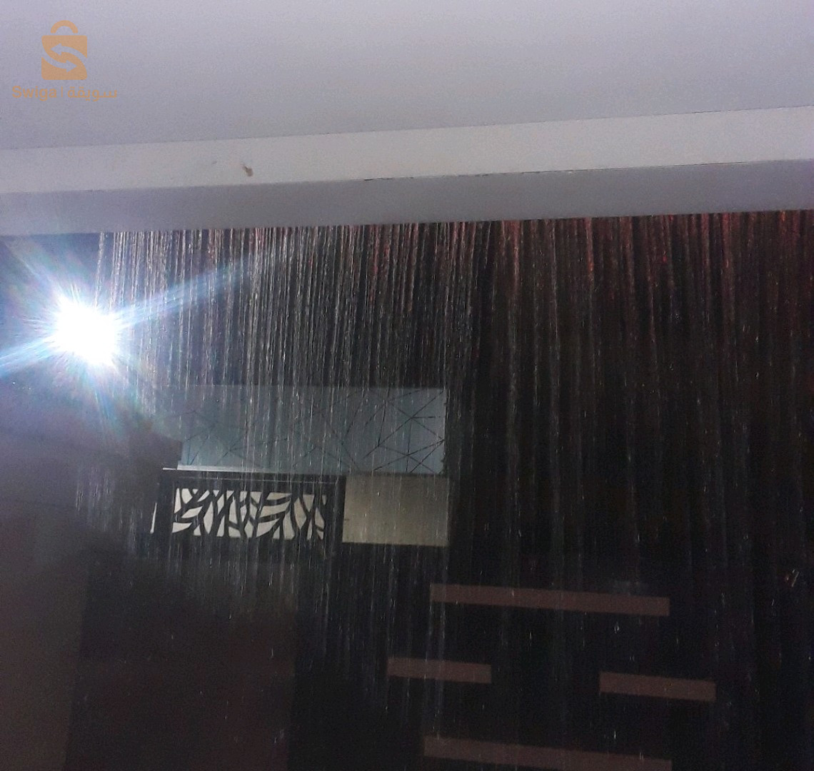 chute d'eaux  شلال ماءي جداري