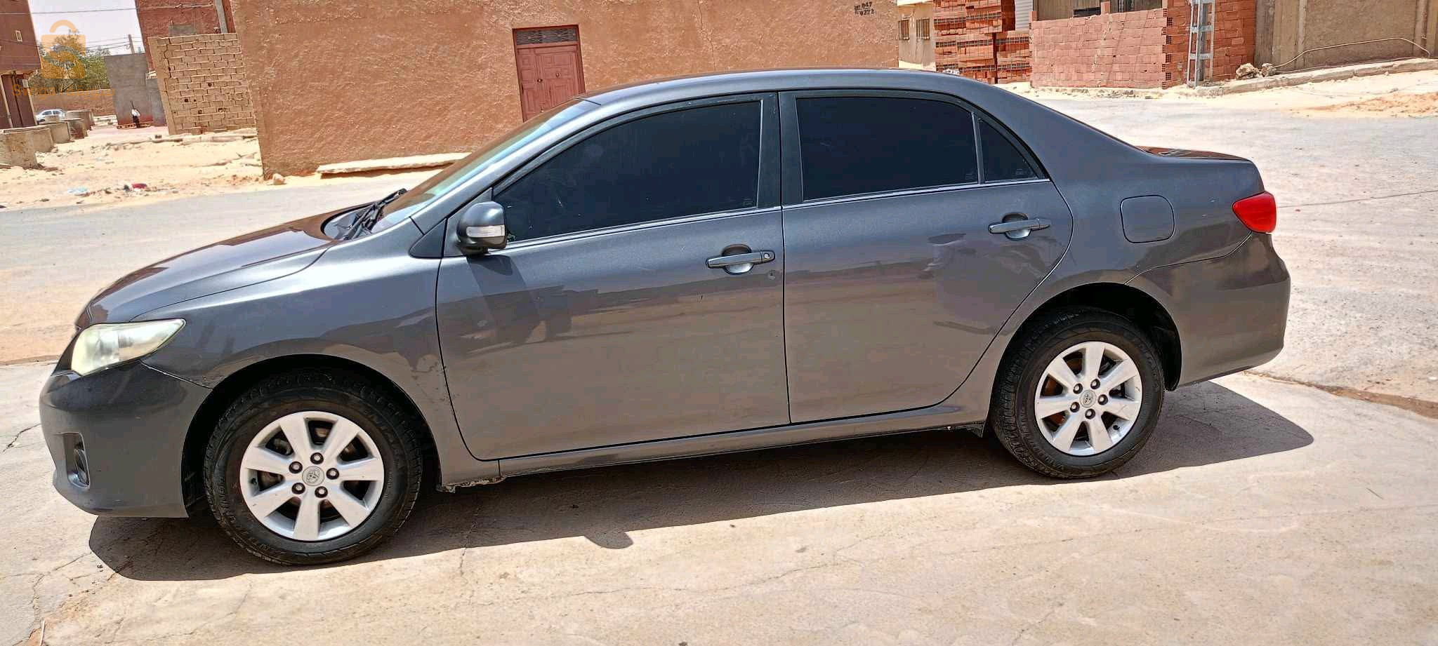 تويوتا Corolla 2012 1  ادرار