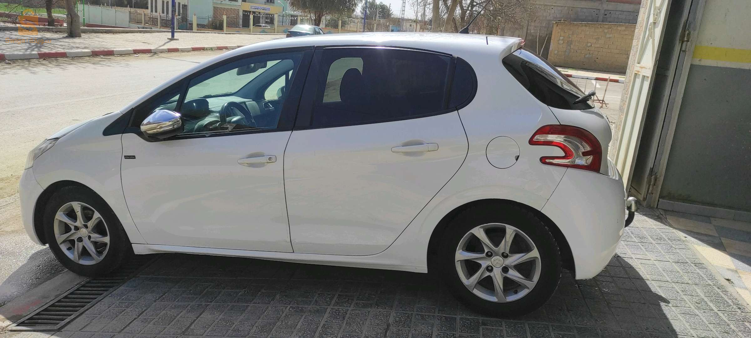 Peugeot 208 2015 41 SOUK AHRAs