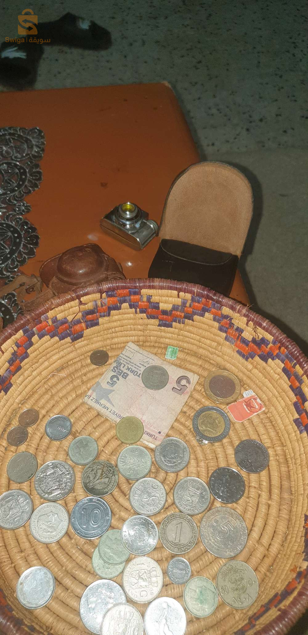 للبيع