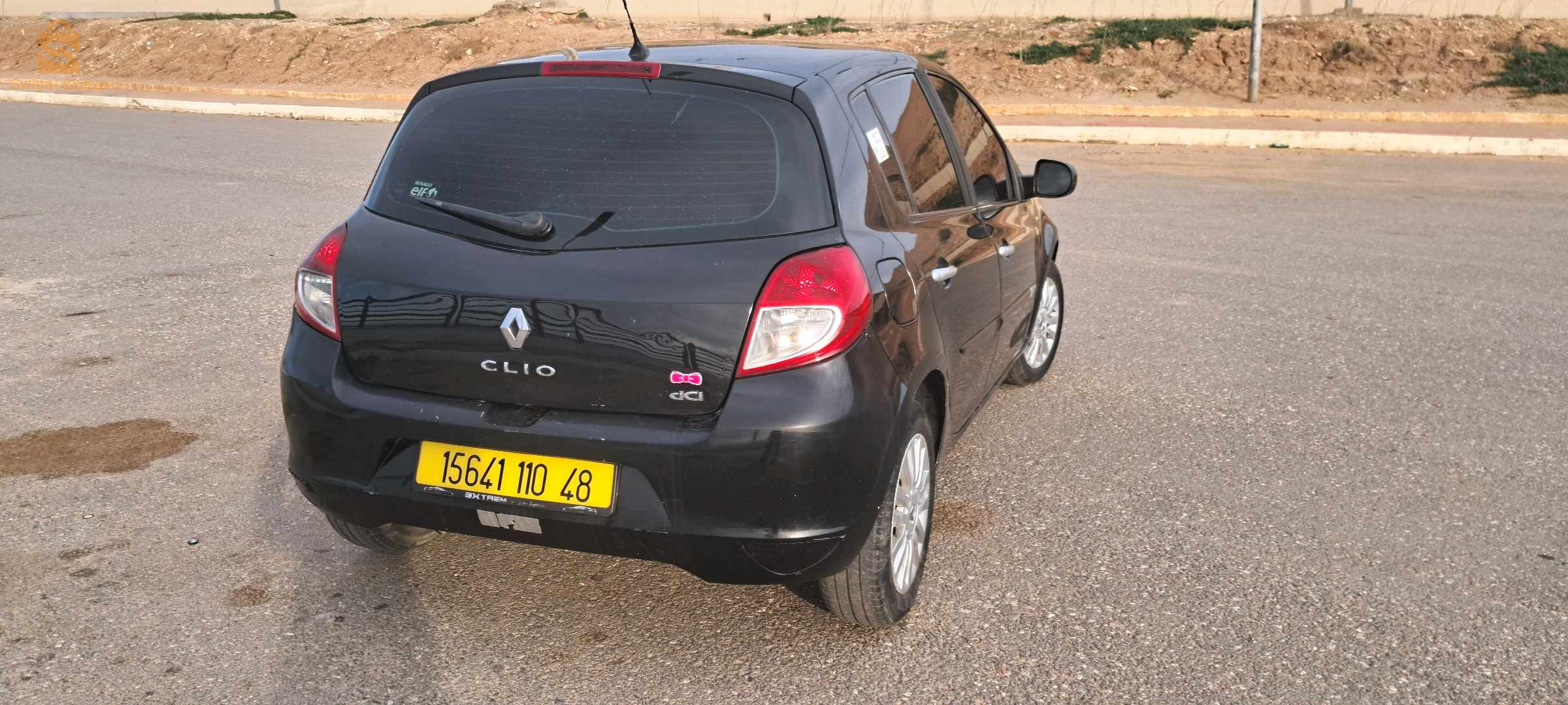 رينو Clio 3 2010 2 شلف