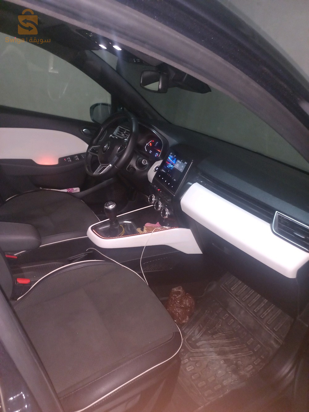 رينو Clio 5 2021 2 شلف