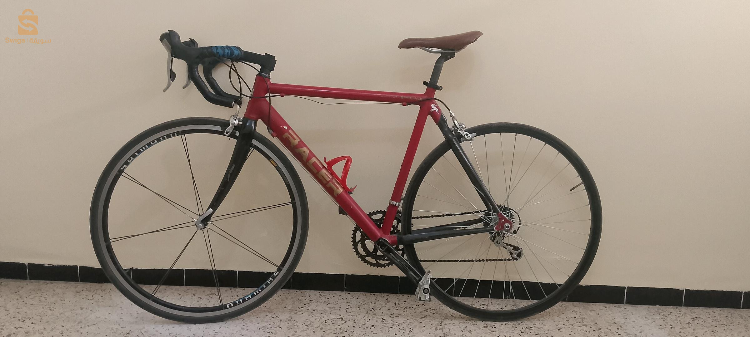 vélo course racer italien 🇮🇹 cadre aluminium avec carbone 
Numéro 0782768377