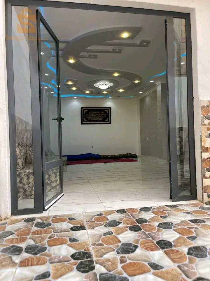 Villa 204 mètre equipé SITUÉ fel Kerma Oran en face La nouvelle piscine