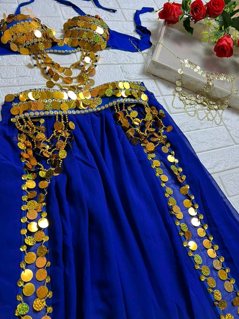 بدلة رقص