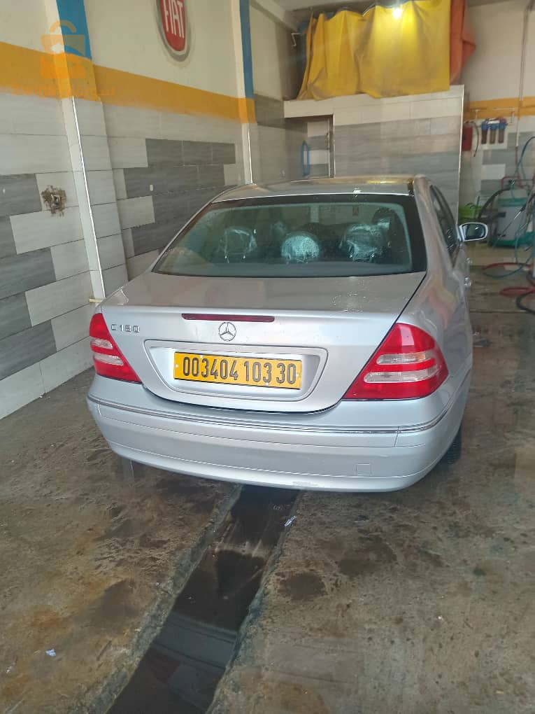 مرسيدس CLS 2003 30 ورقلة