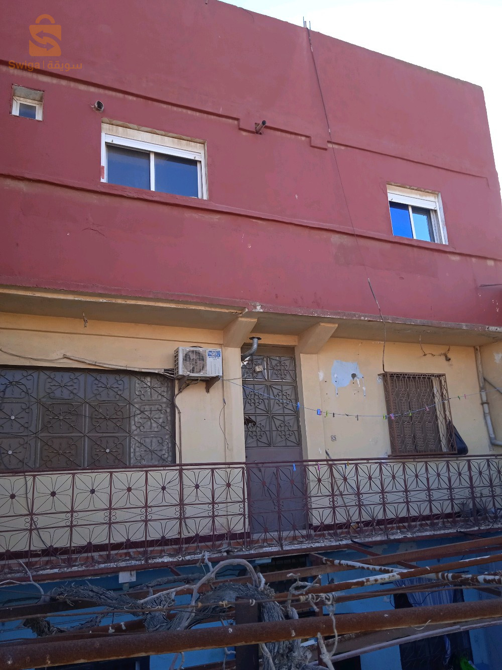 مسكن من كالفين و سطح جاهز