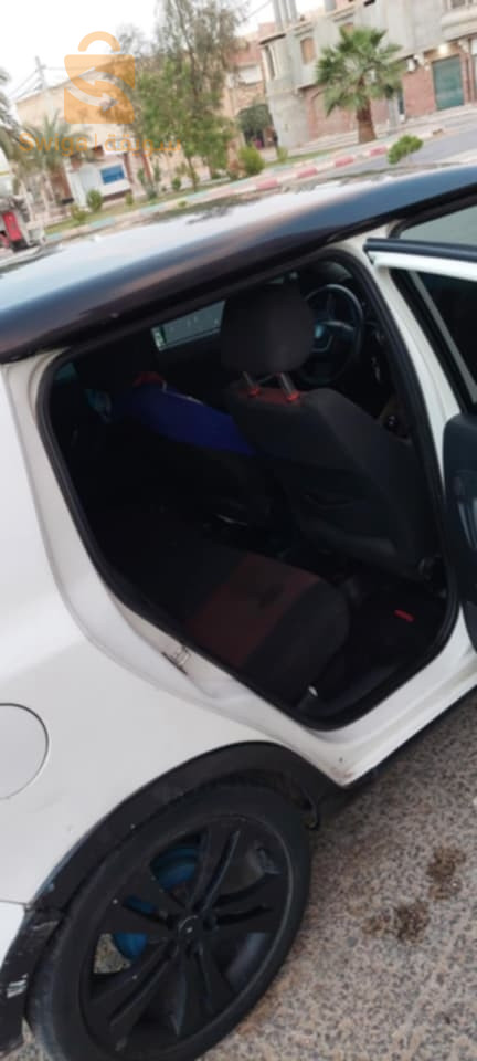 سكودا Fabia 2012 16 الجزائر