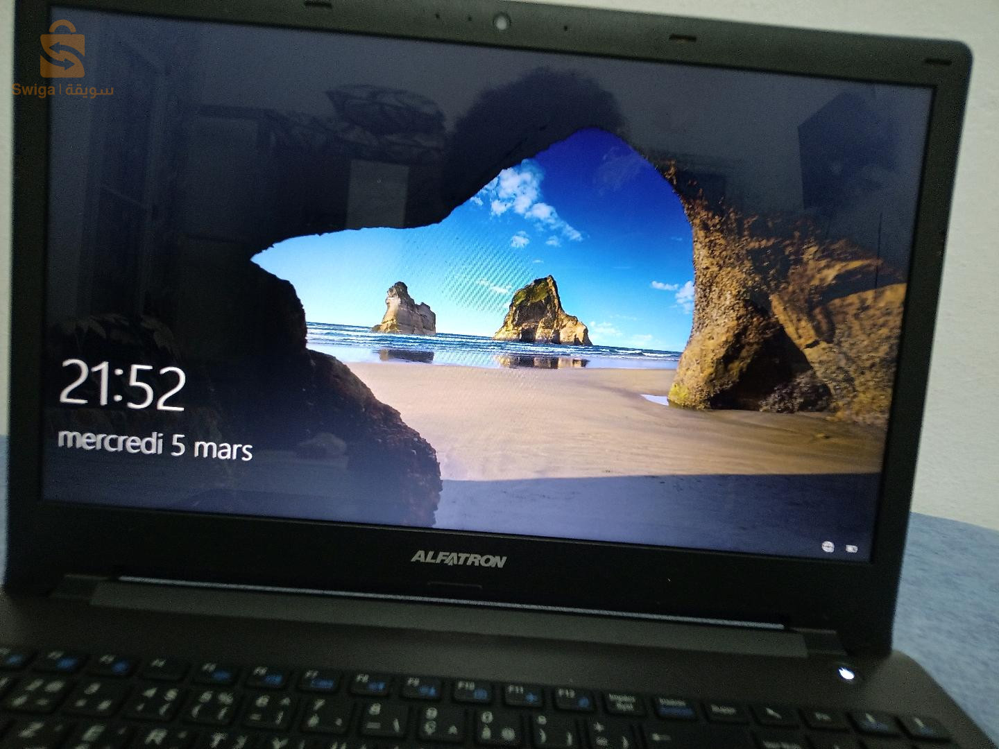 Pc portable alfatron i5 4 ram stockage 256 gb modale 2023 bzaf chbab bih chargeur original