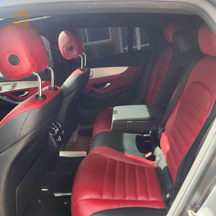 Mercedes 200 - 300 2022 31 ORAN