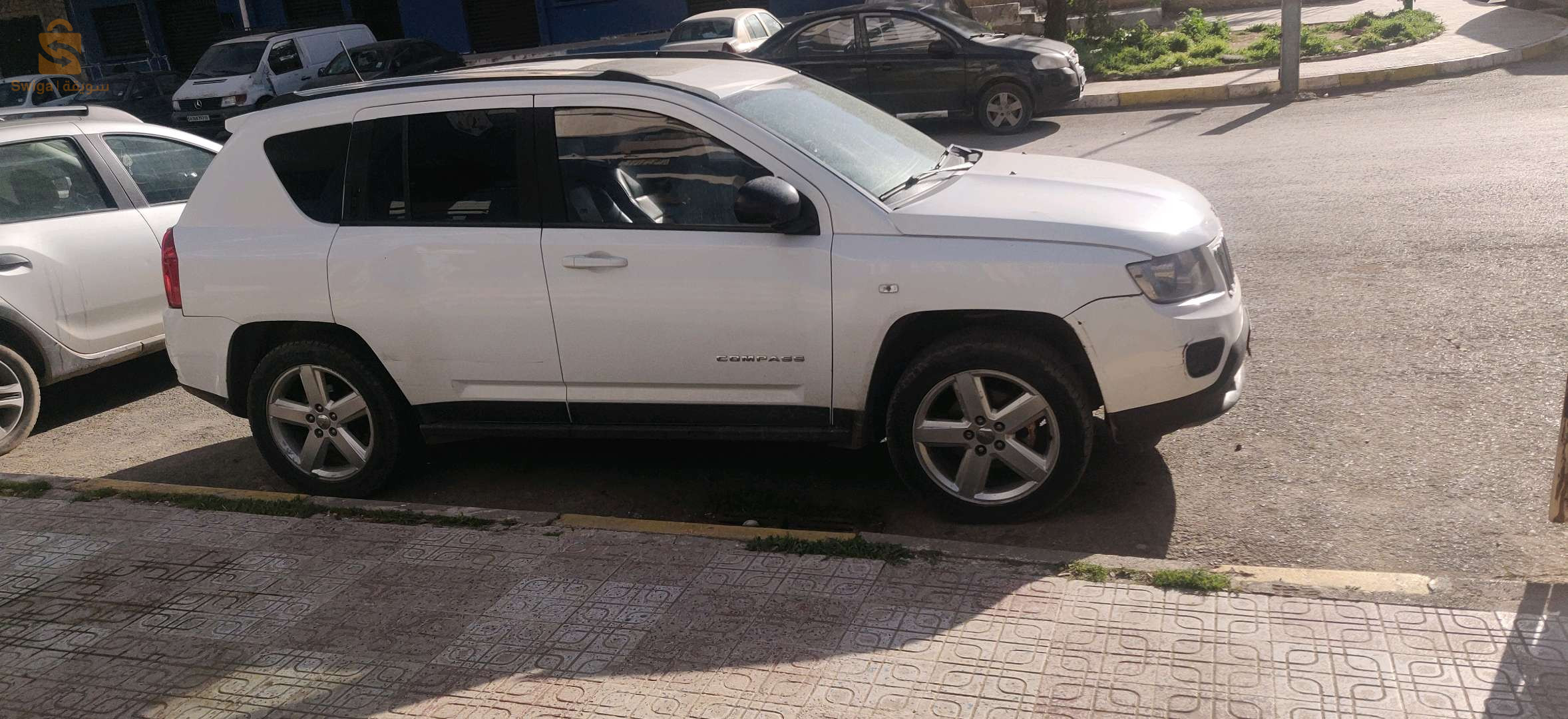 جيب Compass 2015 27 مستغانم