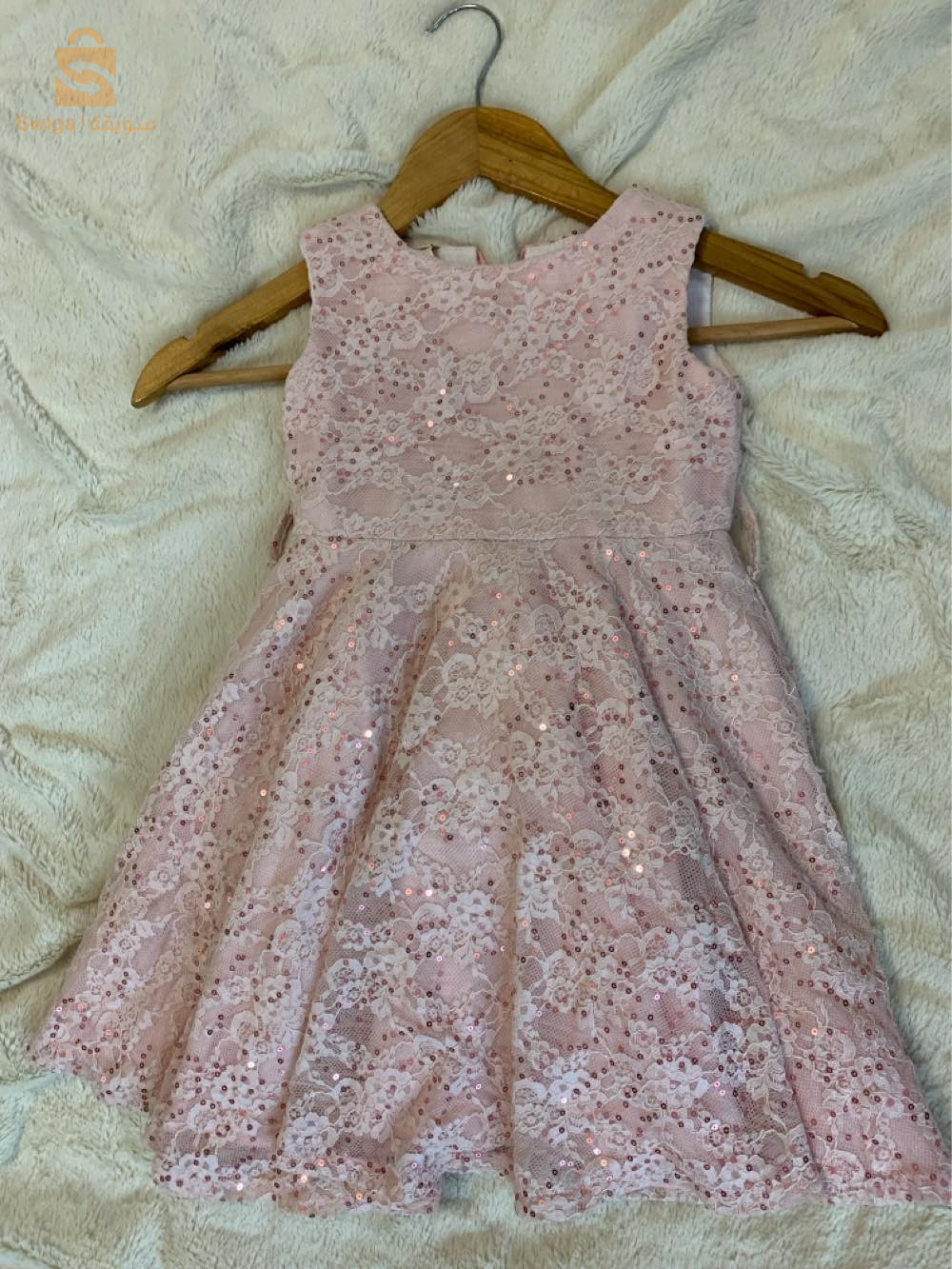 robe neuve rose pour enfant