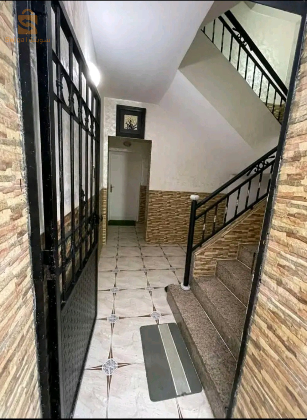 une villa dominant quatre côté fas à  la mer