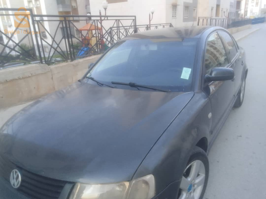 Volkswagen Passat 2000 25 CONSTANTINE