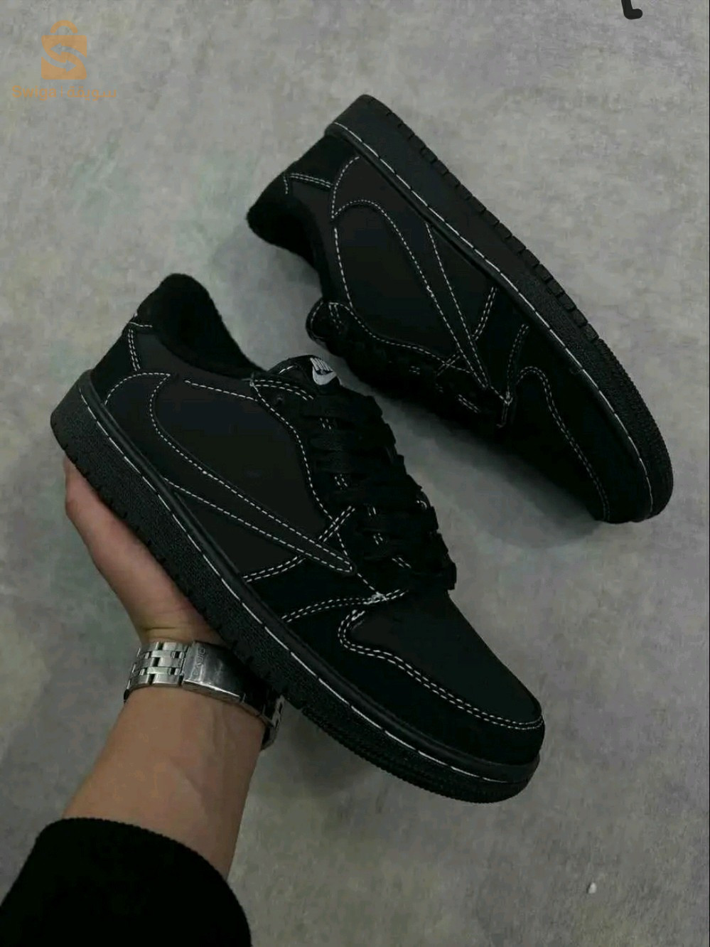 Traviscot black phonthoum