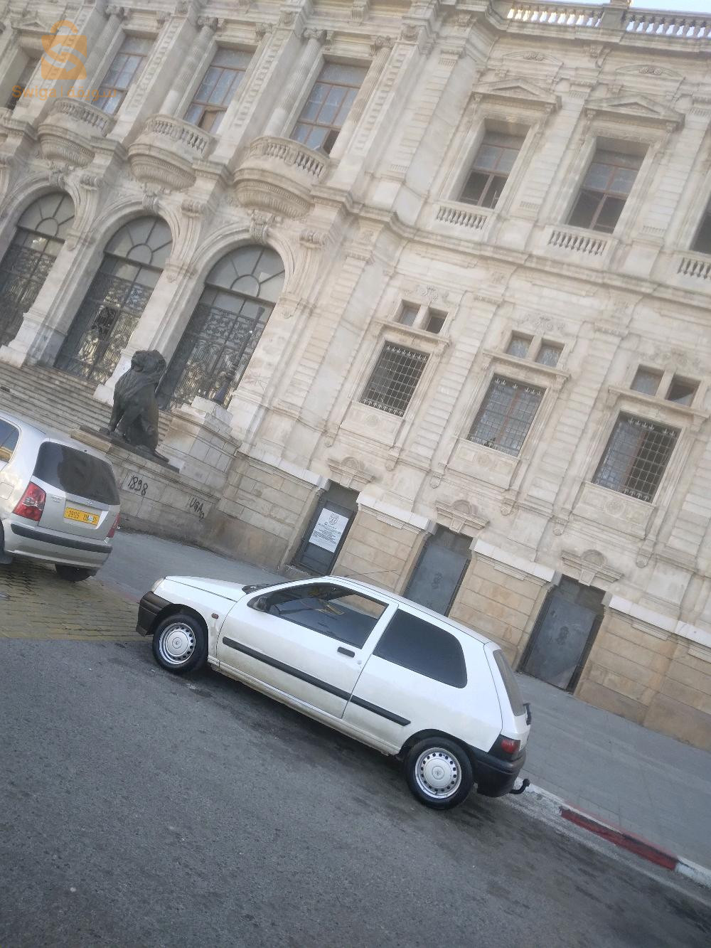 رينو Clio 1 1998 31 وهران
