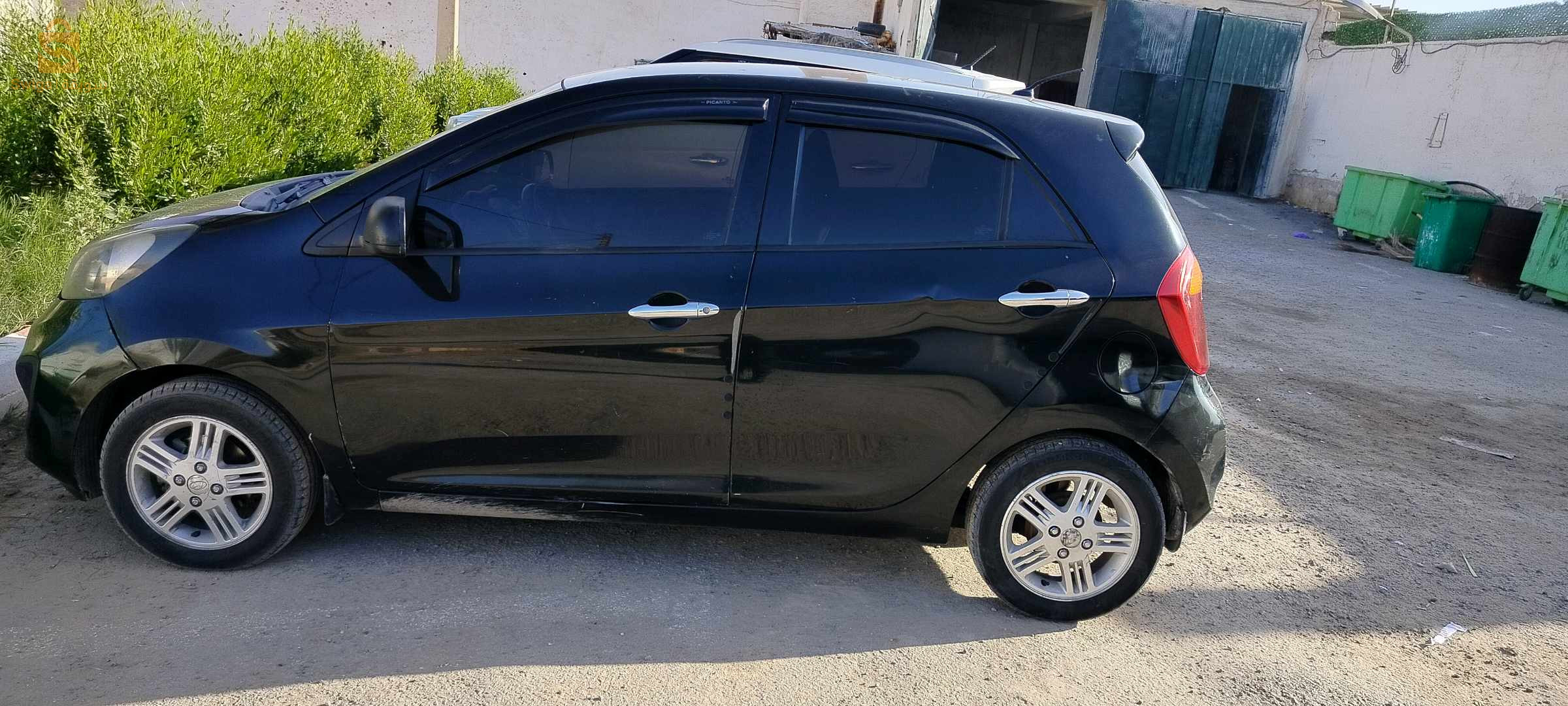 كيا Picanto 2011 39 الوادي