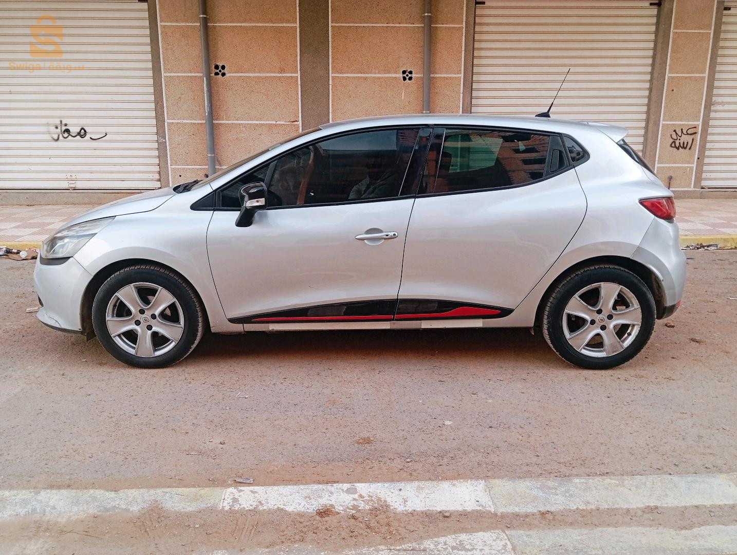 رينو Clio 4 2013 10 البويرة