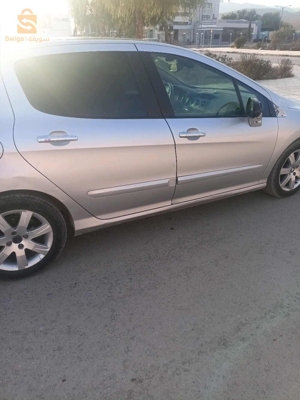 بيجو 308 2013 5 باتنة