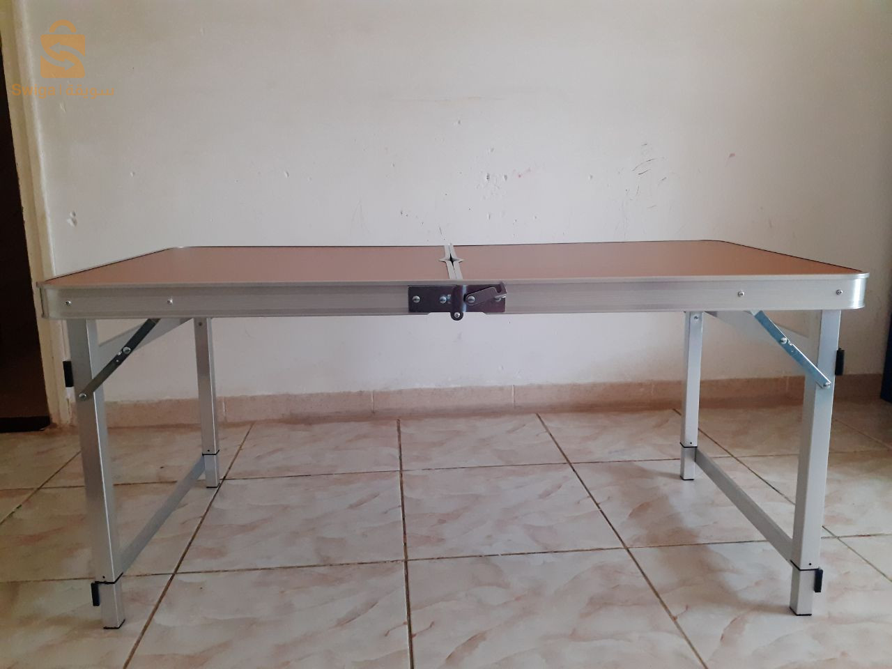 طاولة قابلة للطي table pliante