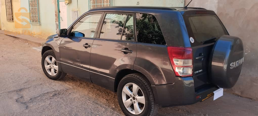 سوزوكي Vitara 2011 47 غرداية