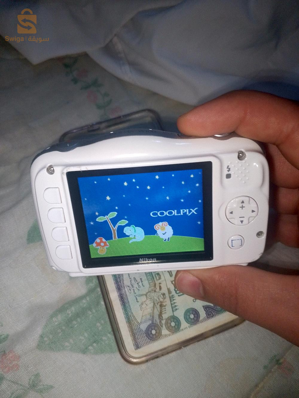 caméra Nikon w100 (water proof) wifi et bluetooth