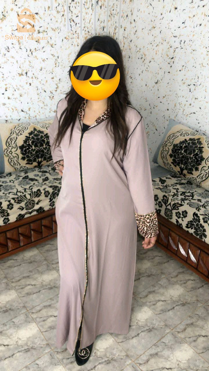 جلابة كراب نموري فيها لي كولار 
لي طاي M.l.xl.xxl.3xl
توصيل 58 ولاية