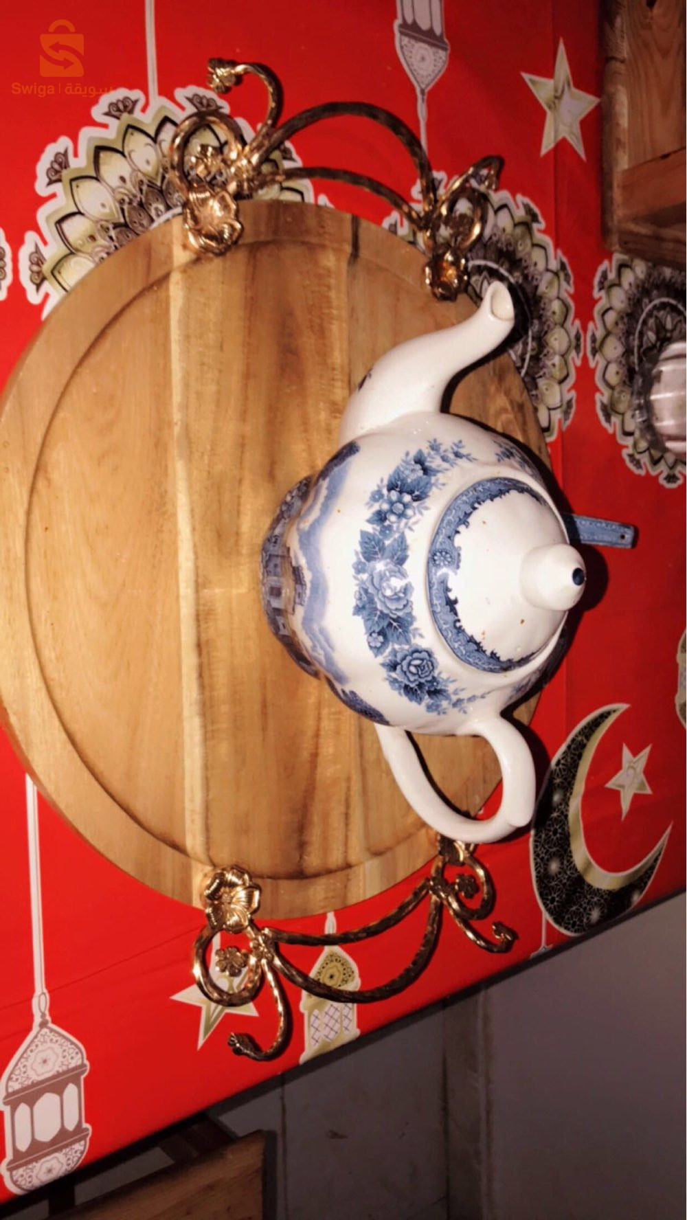 service vintage théière et sic tasses + une théière en porcelaine du JAPAN
