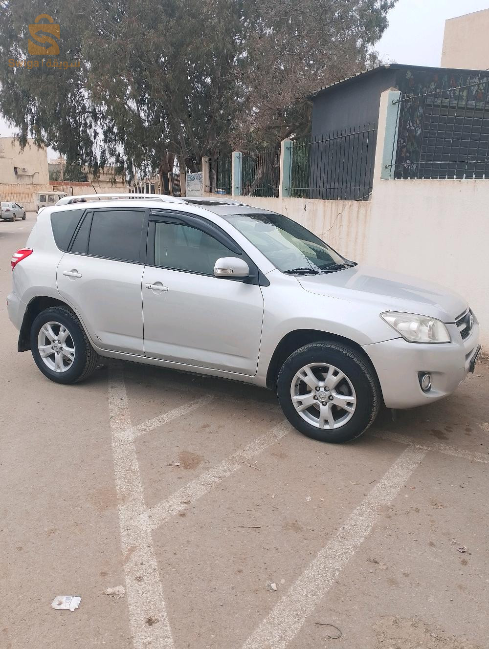 تويوتا RAV 4 2011 42 تيبازة
