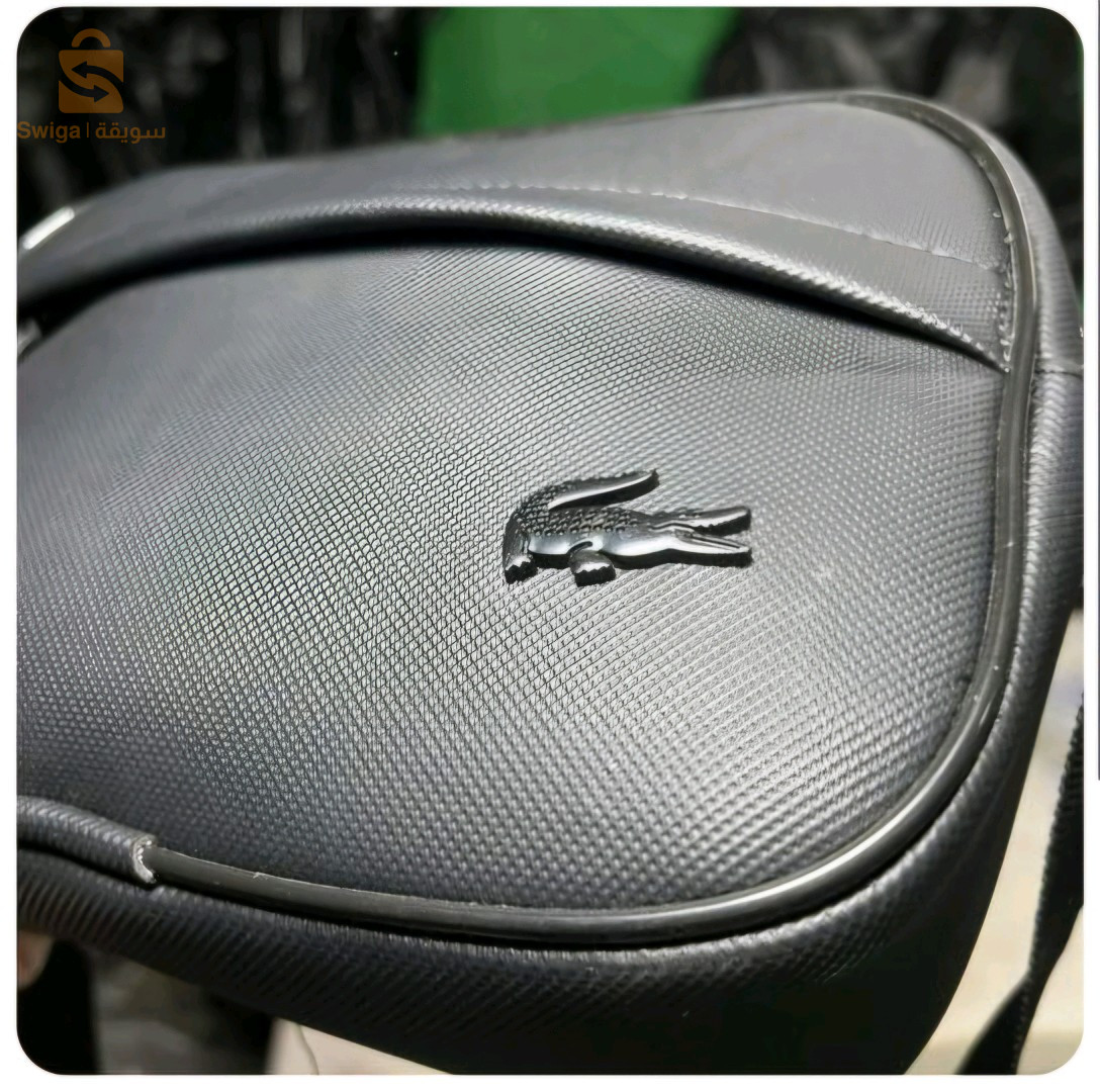 sacoche Lacoste noire