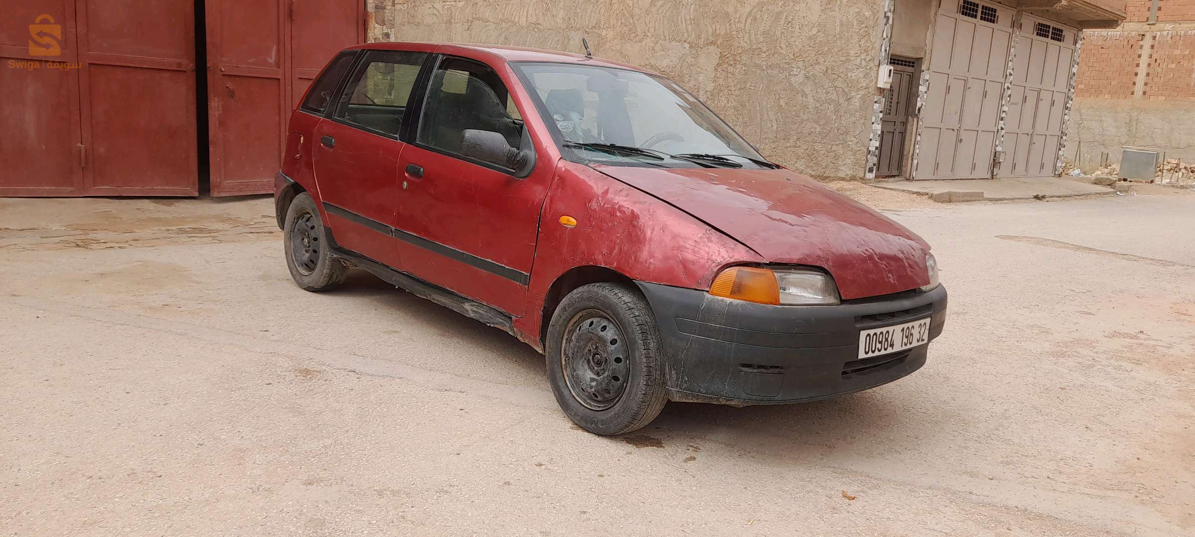 فيات 1996 32 البيض